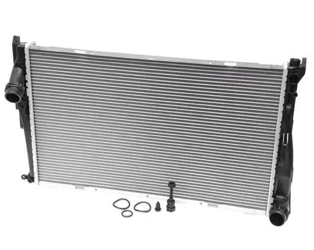 Radiator for BMW 3 Series (2006–2011) Nissens 60785A / 17 11 7 558 480