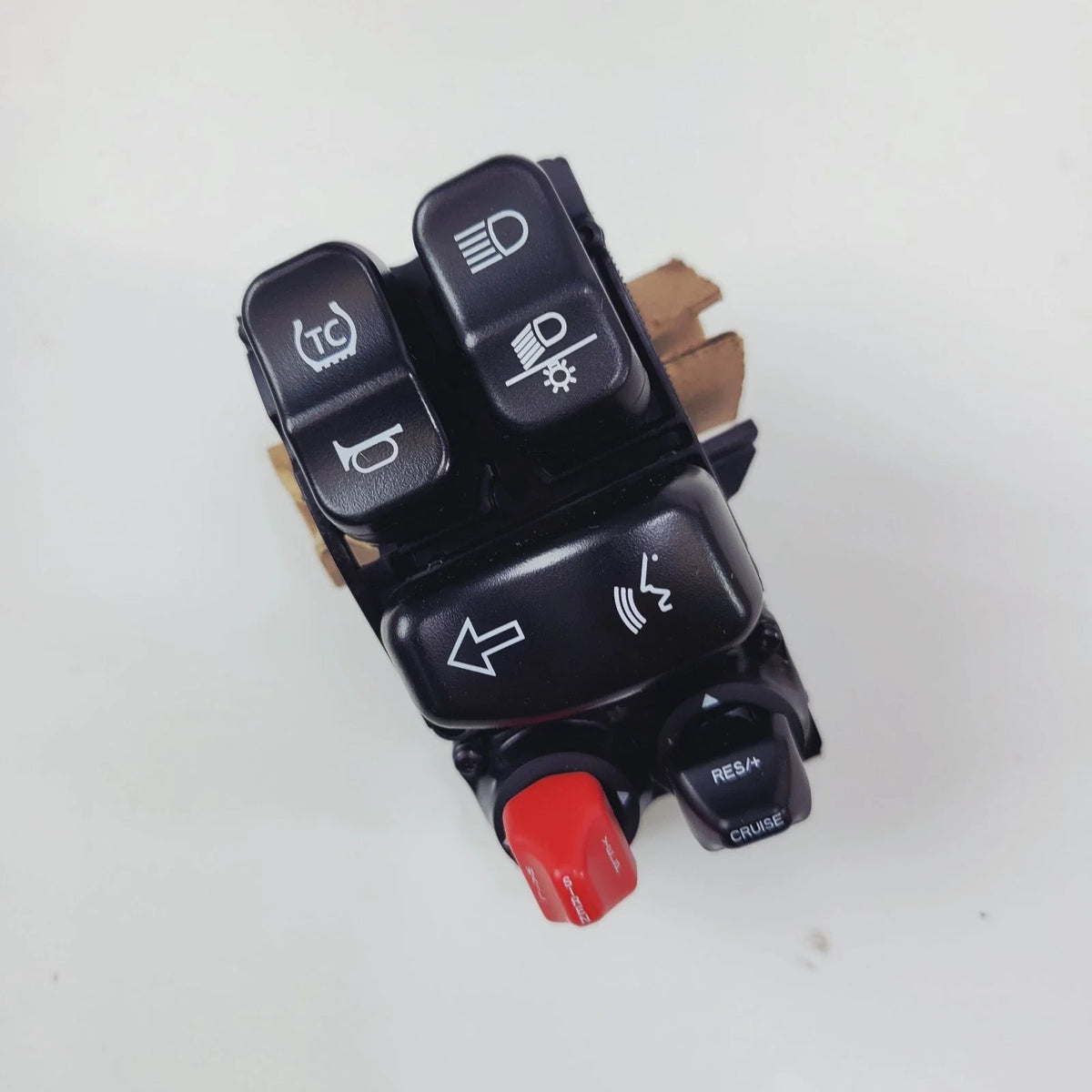 Left Hand Controls Switchpack for Harley-Davidson Road King (2021–2024) OEM 71500573