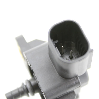 Bosch 0261230189 MAP Sensor for Mercedes W203 W204 C208 (2000–2015)