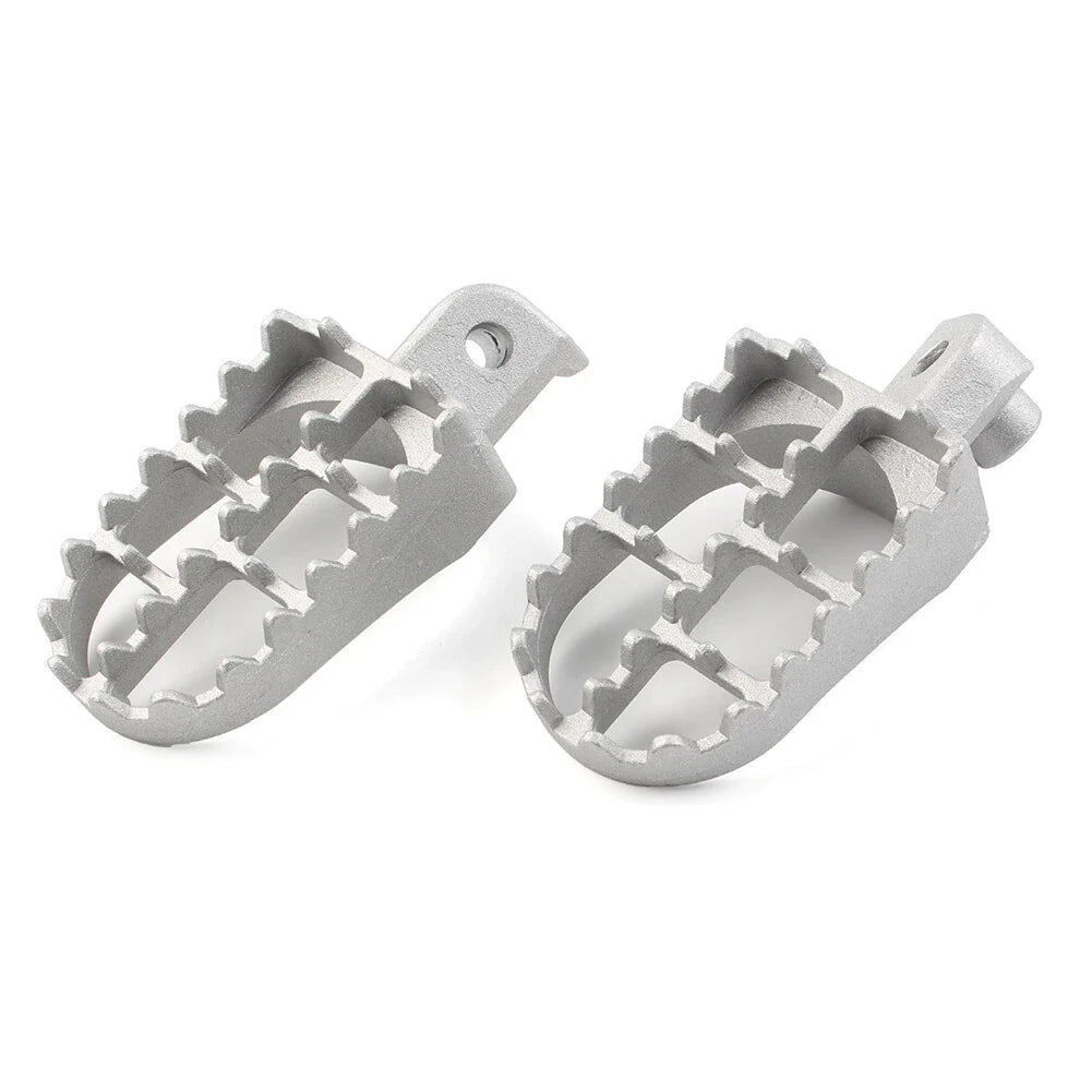 Universal Motorcycle Wide Foot Pegs for Bike Racing Silver