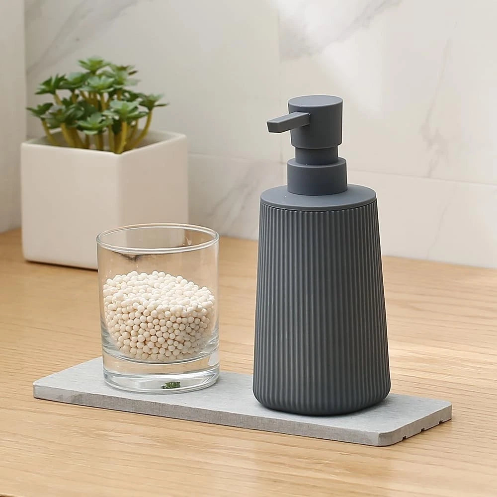 Small Soap Dispenser for Bathroom and Kitchen (Modern Farmhouse)