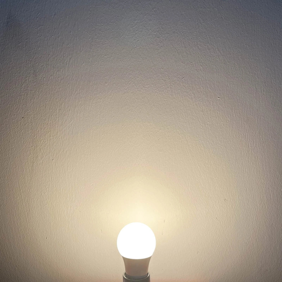 4X 12V A15 3W Soft White Light Bulbs for Automotive Use