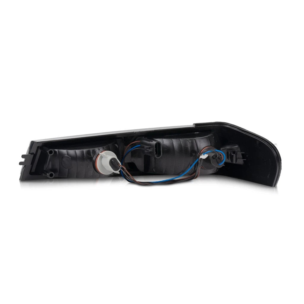 Parking Signal Marker Light for Chevy Colorado (2004–2012) - CLX-M0-335-1608R-AS2-CL360A50, GM2521189
