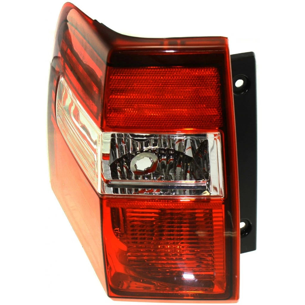 Tail Light Driver Side for Ford Expedition (2007–2017) FO2800201, LLX-FO2800201V-CL360A70