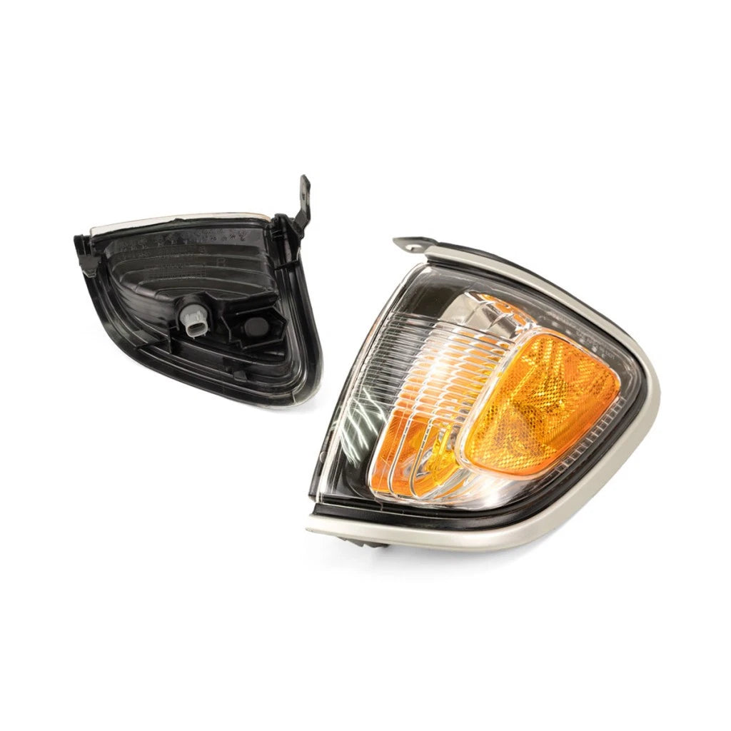 Parking/Signal Marker Light Pair for Toyota Tacoma (2001–2004) TO2520162, TO2521162