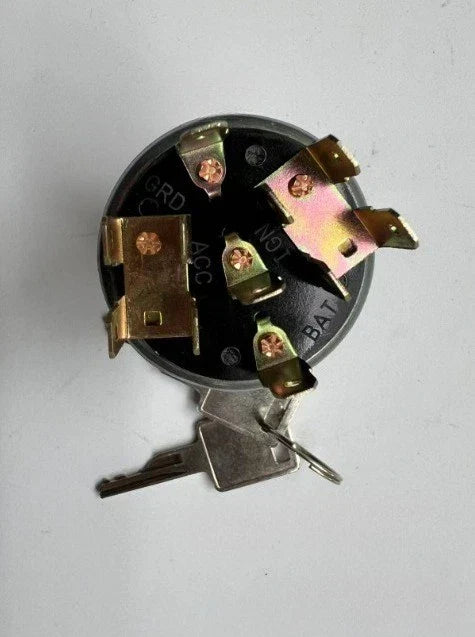 Ignition Switch 2 Keys for International Truck 4000–8000 Series (1989–1999)