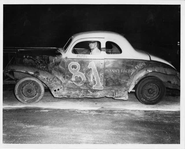 Vintage Stock Car Racing Photo for Houghs Racing Team No 81