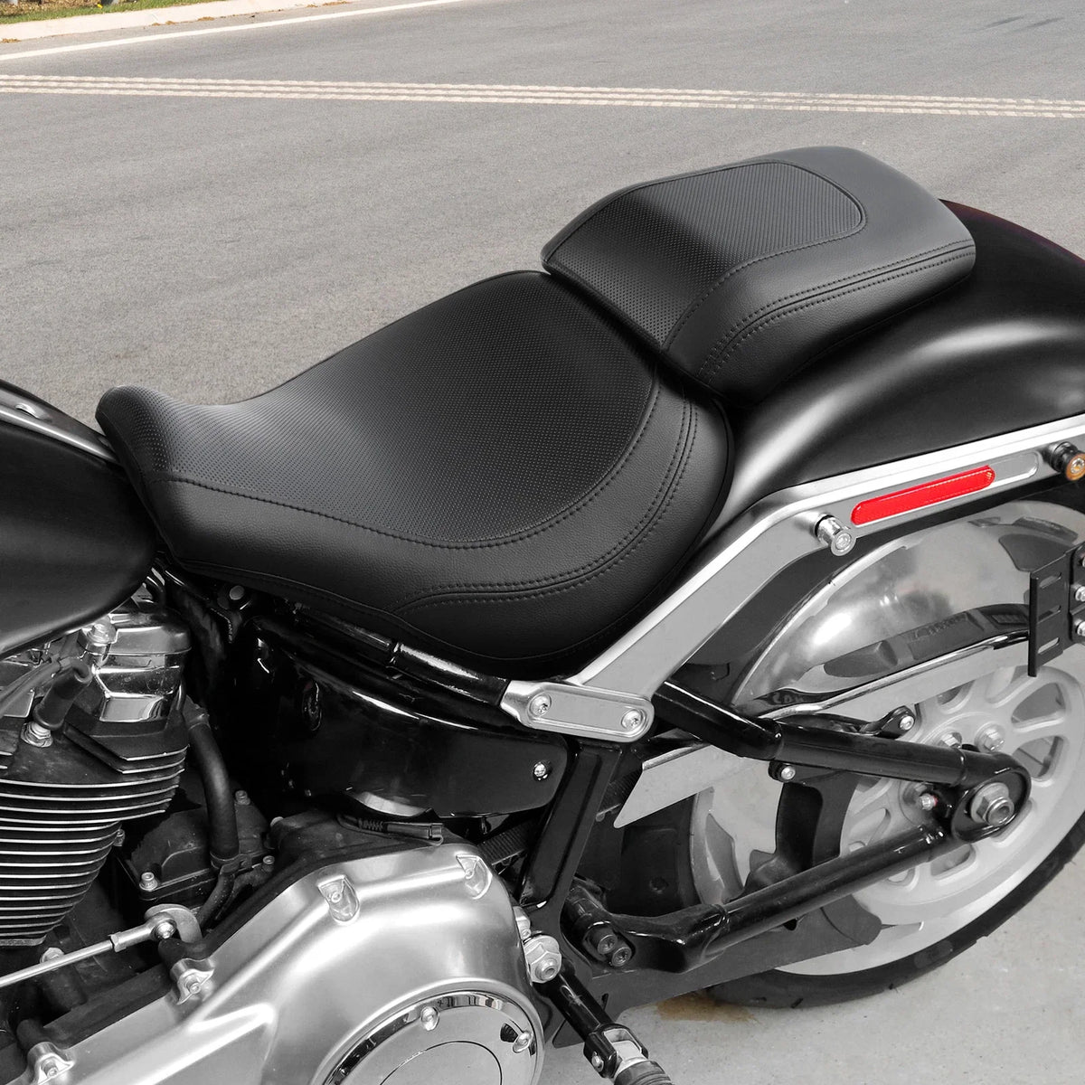 Seats for Harley Fat Boy FLFB FLFBS (2018–2025)