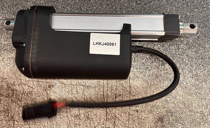 Quick Tach Actuator for John Deere 318D 320D 323D 319D (2004–2015)