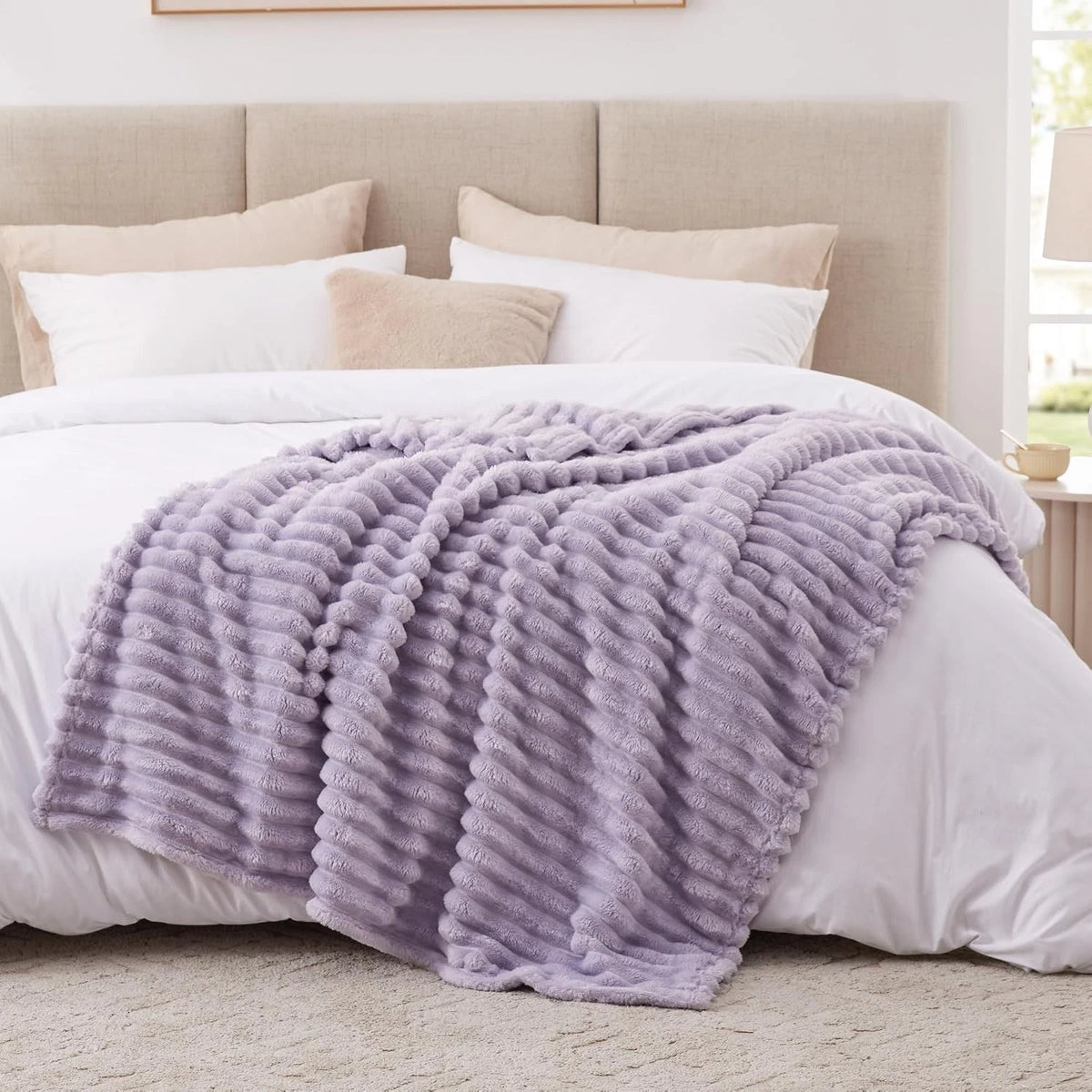 3D Stripe Jacquard Throw Blanket for Couch or Bed