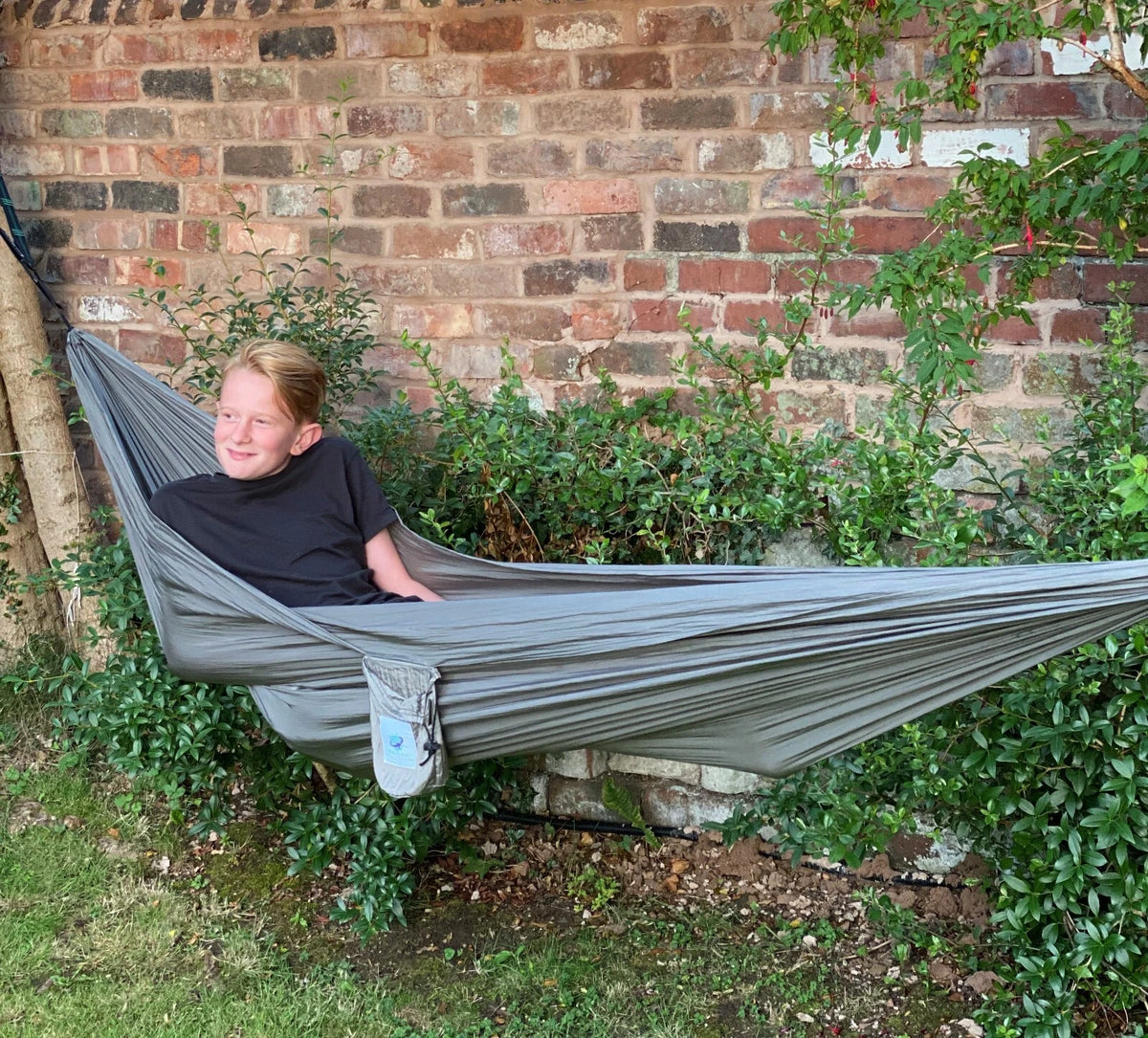 Single Hammock for Wild Earth (Medium Grey)