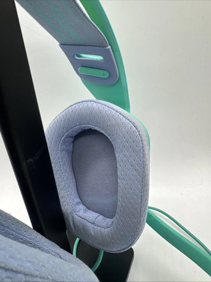 Logitech G G335 Wired Gaming Headset with Flip to Mute Microphone