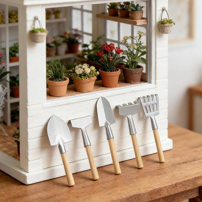 Set of 10 Mini Garden Shovels for Gardening Tools