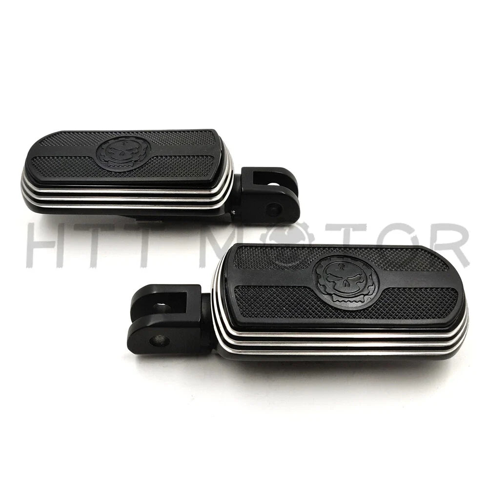 Black Skull Rubber Footpeg for Harley FXBB FXBR FXBRS FXLR (2018–2023)