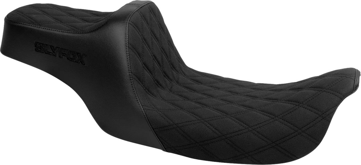 SLYFOX High Noon Seat for FLH/FLT (Double Diamond, Black Logo, Black Stitch)