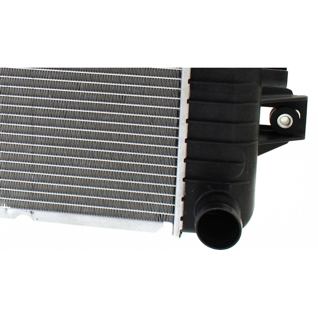 Radiator for Chevy Express 3500 (2006–2016) Replaces 15897982, CLX-M0-2935-CL360A2, GM3010518