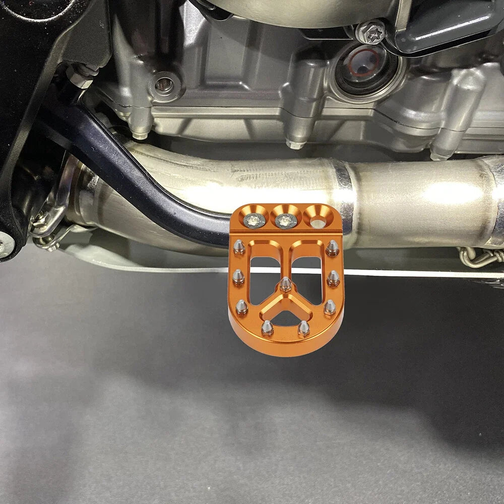 Billet CNC Wide Brake Pedal Lever Pad Plate for Husqvarna 701 Enduro (2016–2023)
