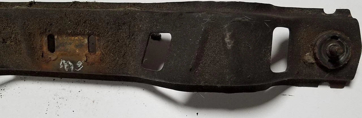Auto Transmission Crossmember for Lincoln Mark VIII (1994–1996)