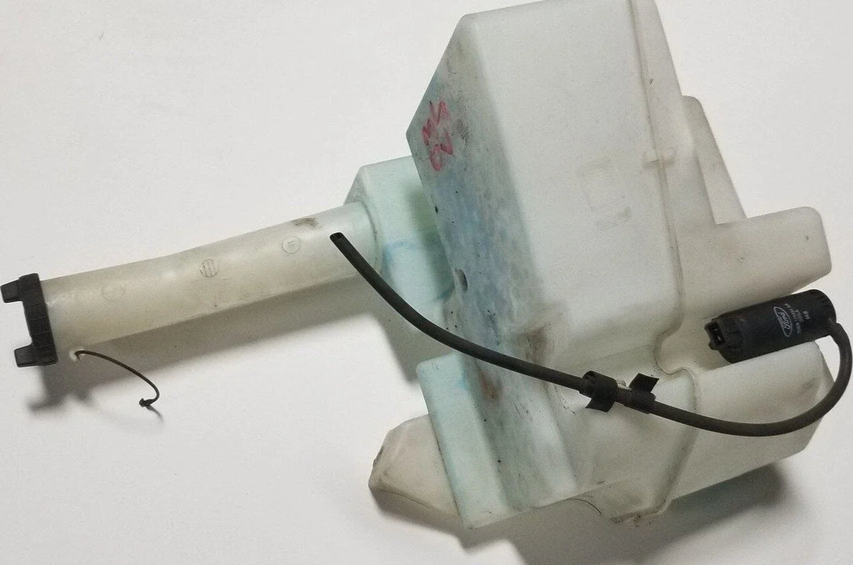 Washer Wiper Fluid Tank with Pump for Lincoln LS (2000–2006)