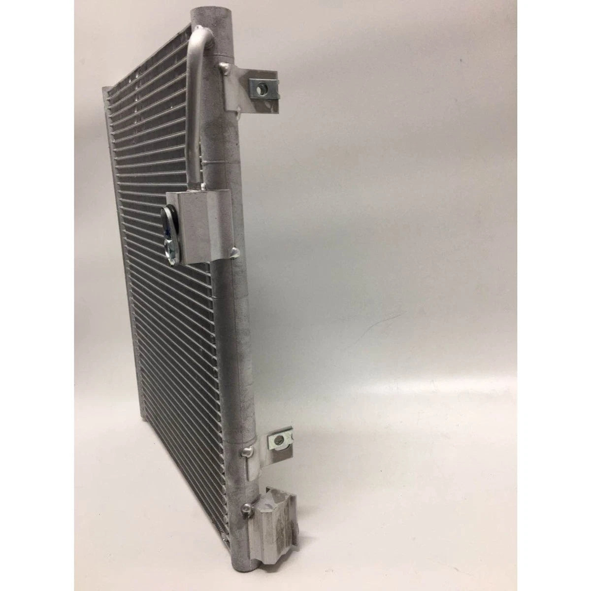 A/C Condenser for Dodge Ram 2500 1500 3500 (2002–2008) 10888 5072993AC