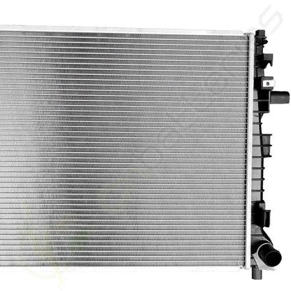 Aluminum Radiator for Ford Crown Victoria Lincoln Town Car (2006–2011)