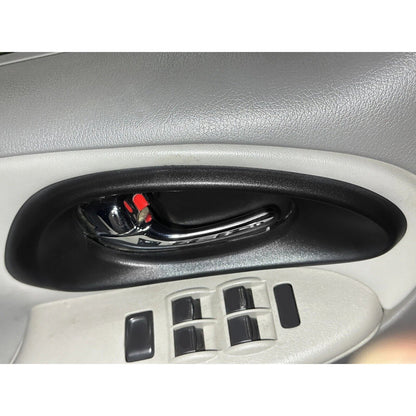 Set of 2 Door Handle Trim for Chevrolet Trailblazer (2002–2009)
