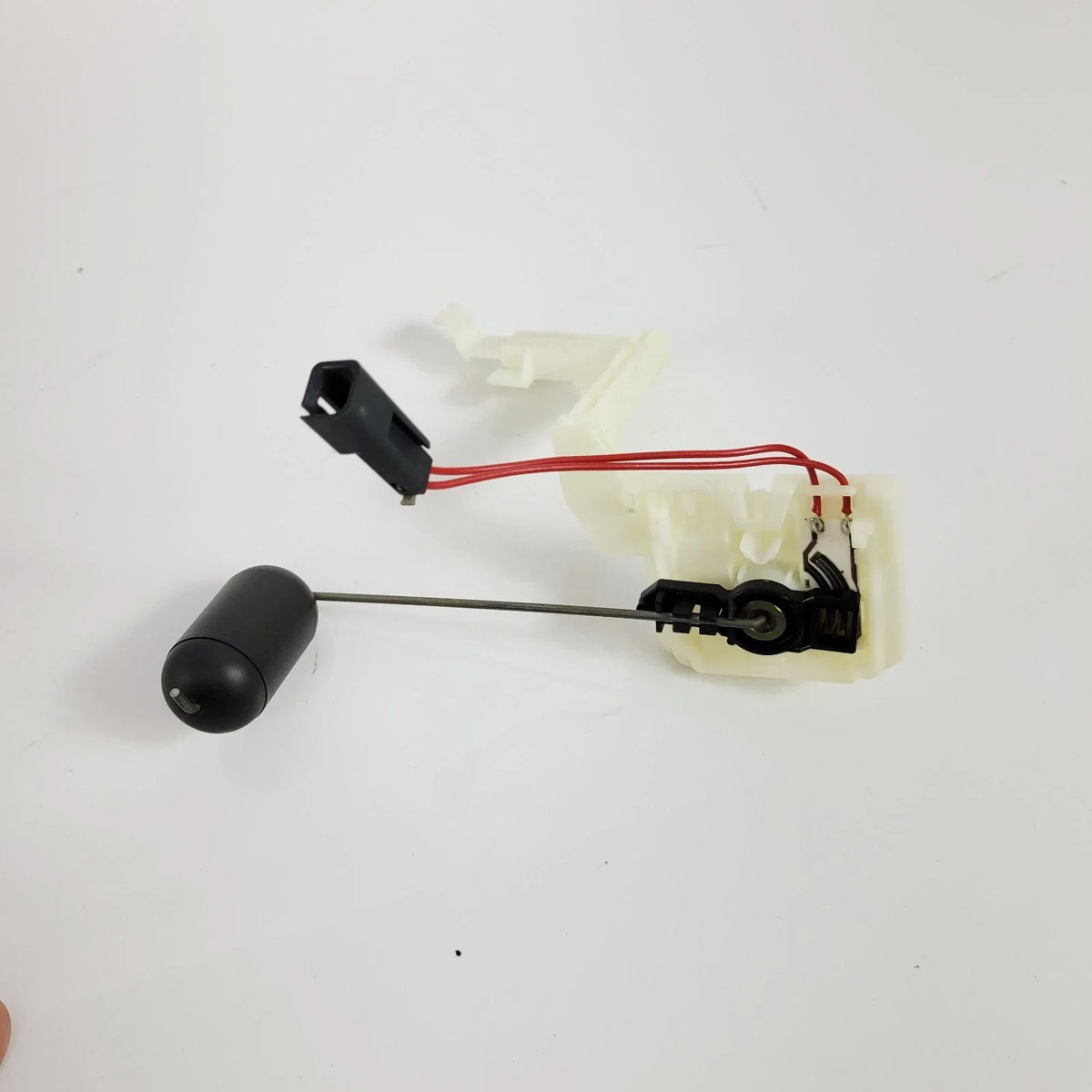 OEM Fuel Sending Unit for Harley Davidson FLH FLTR FLRT (2008–2024) 75205-08A