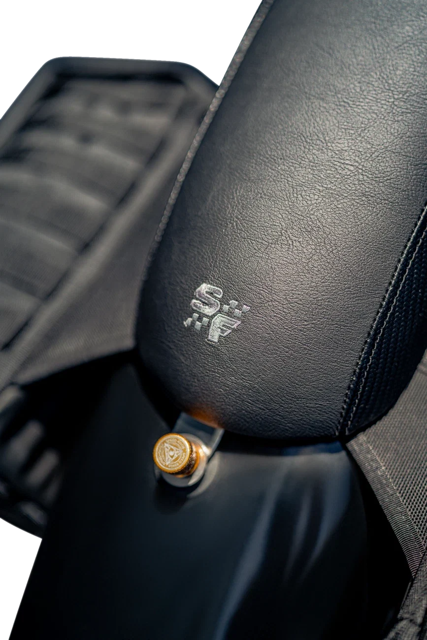 Drifter Seat for SLYFOX (XL) - Black Vinyl, Carbon Fiber, Slipstop