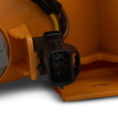 Parking/Side Marker Light for Chevy Aveo (2004–2008) CLX-M0-18-5953-00-1-CL360A56, GM2521190
