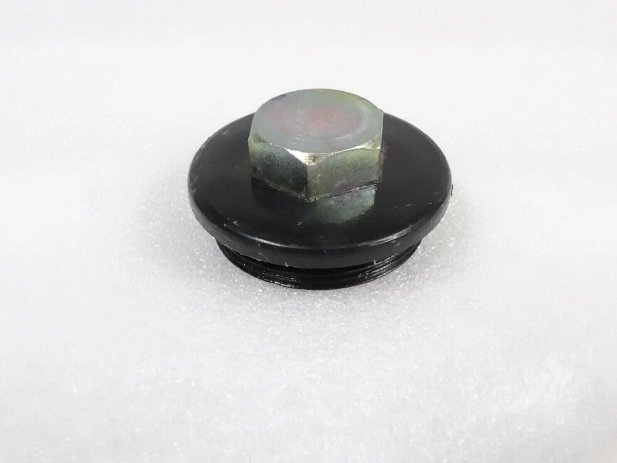 Transmission Oil Filler Cap Plug for Massey Ferguson Tractors (All Models)
