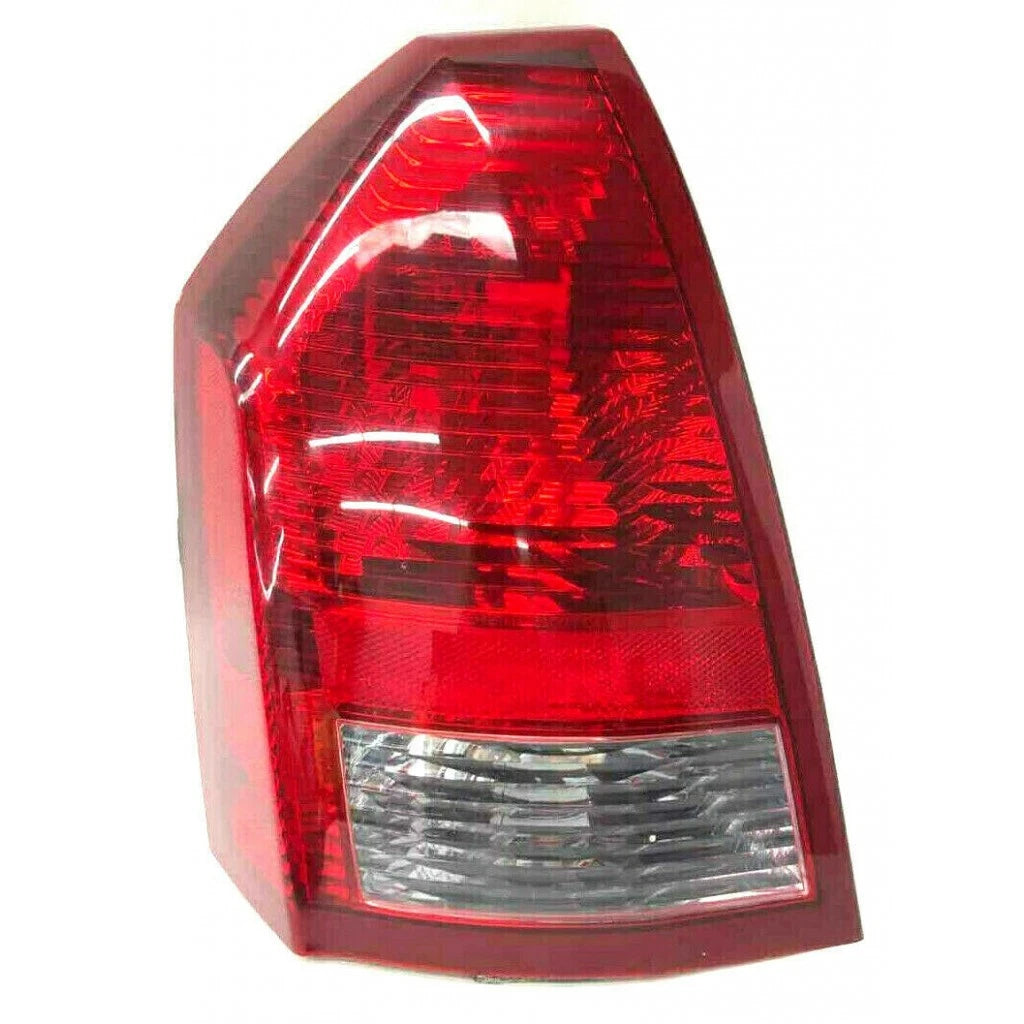 Tail Light Driver Side for Chrysler 300 (2005–2007) MLX-SHE108-190SHL-CL360A50, CH2818102