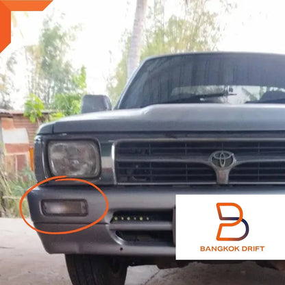 Clear Front Bumper Signal Light for Toyota Hilux Ute (1988-1996)