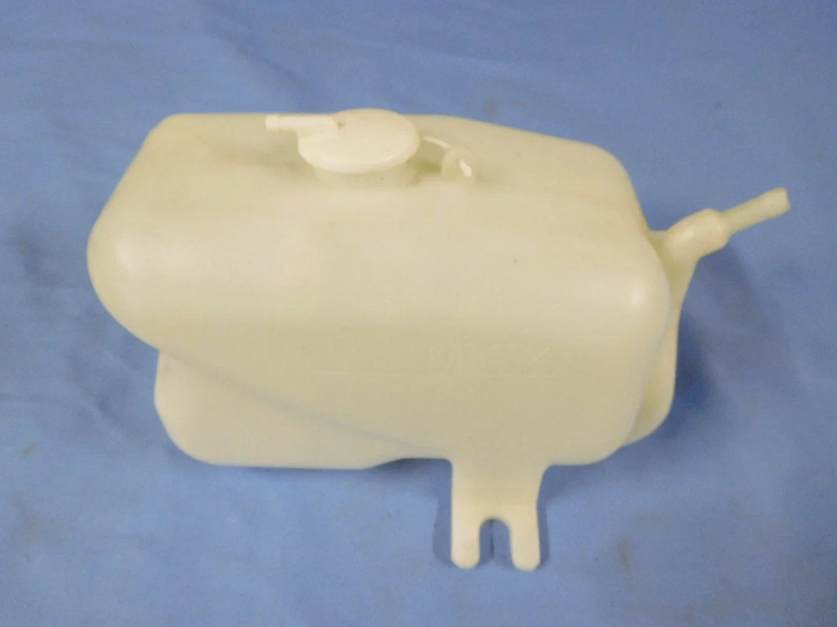 Radiator Overflow Expansion Tank for Holden TF Rodeo 1998-2002