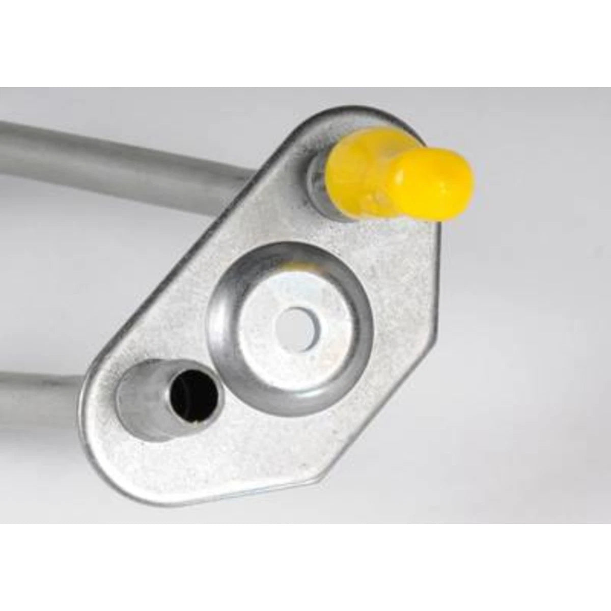 Transmission Oil Line Upper for Chevy Pontiac Torrent Equinox (2006–2009) 15781494