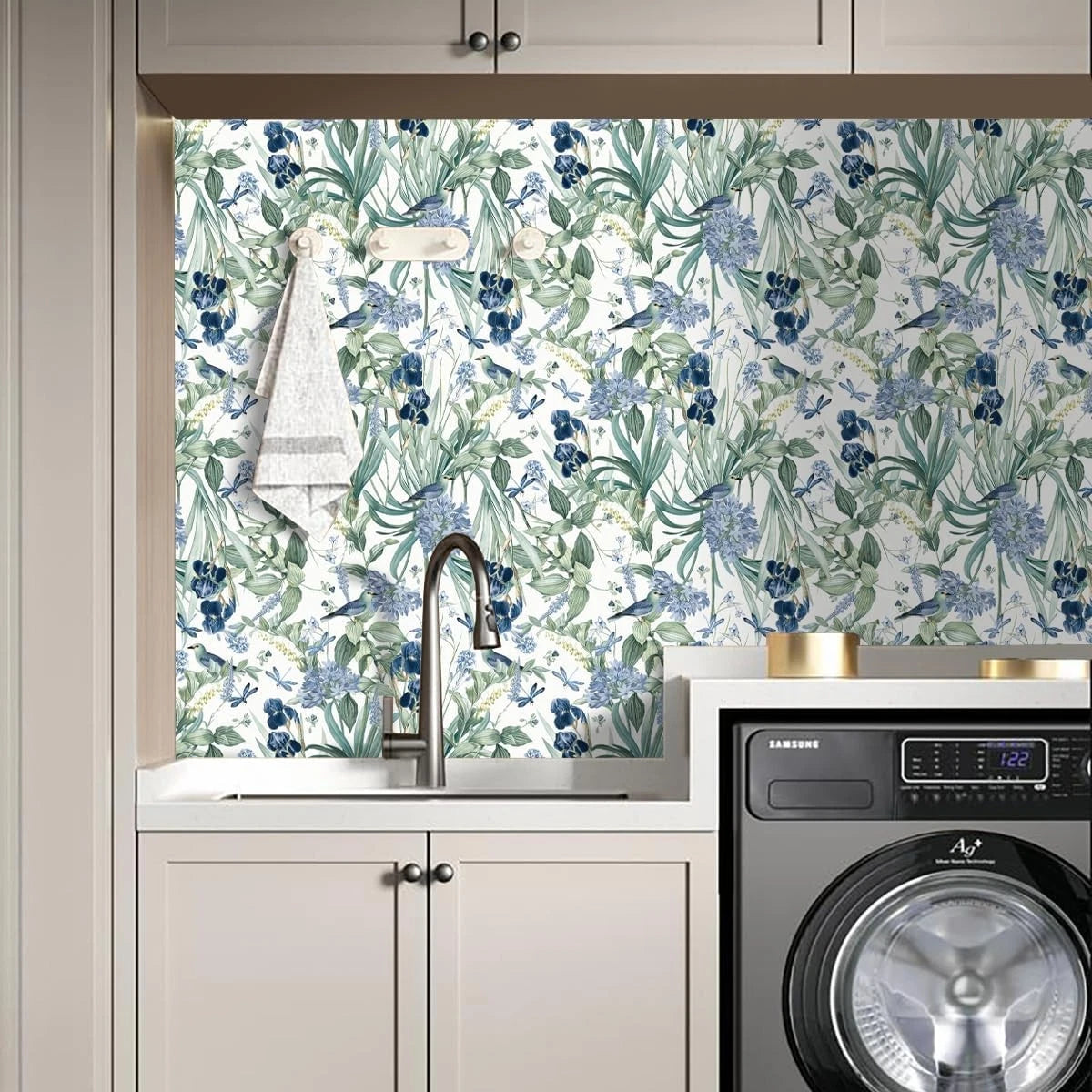 Floral Wallpaper Peel and Stick Blue Flower Contact Paper (16.9" x 118.1")