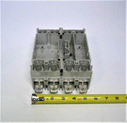 Merlin Gerin 29267 Compact NS100 160 250 4-P Plug-in Base Circuit Breaker