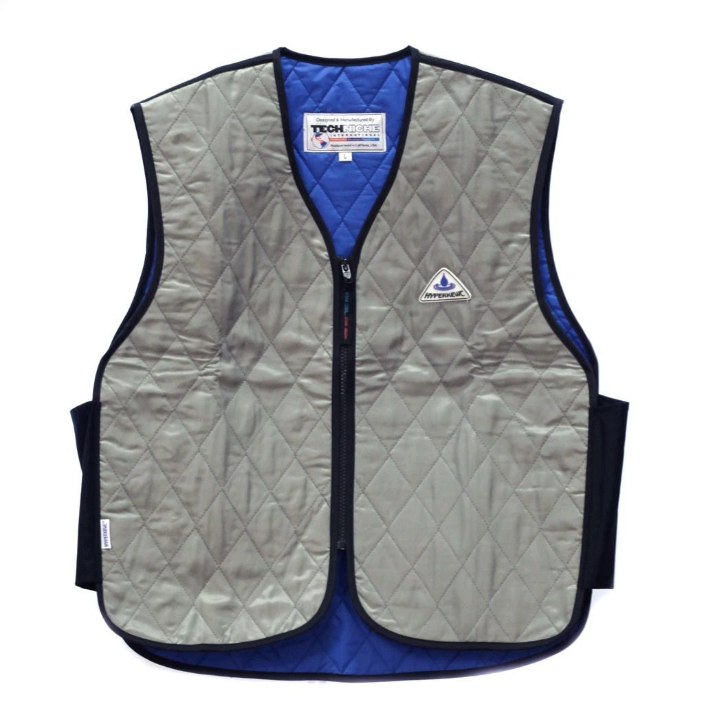 Evaporative Cooling Vest for Motorcycle Sports