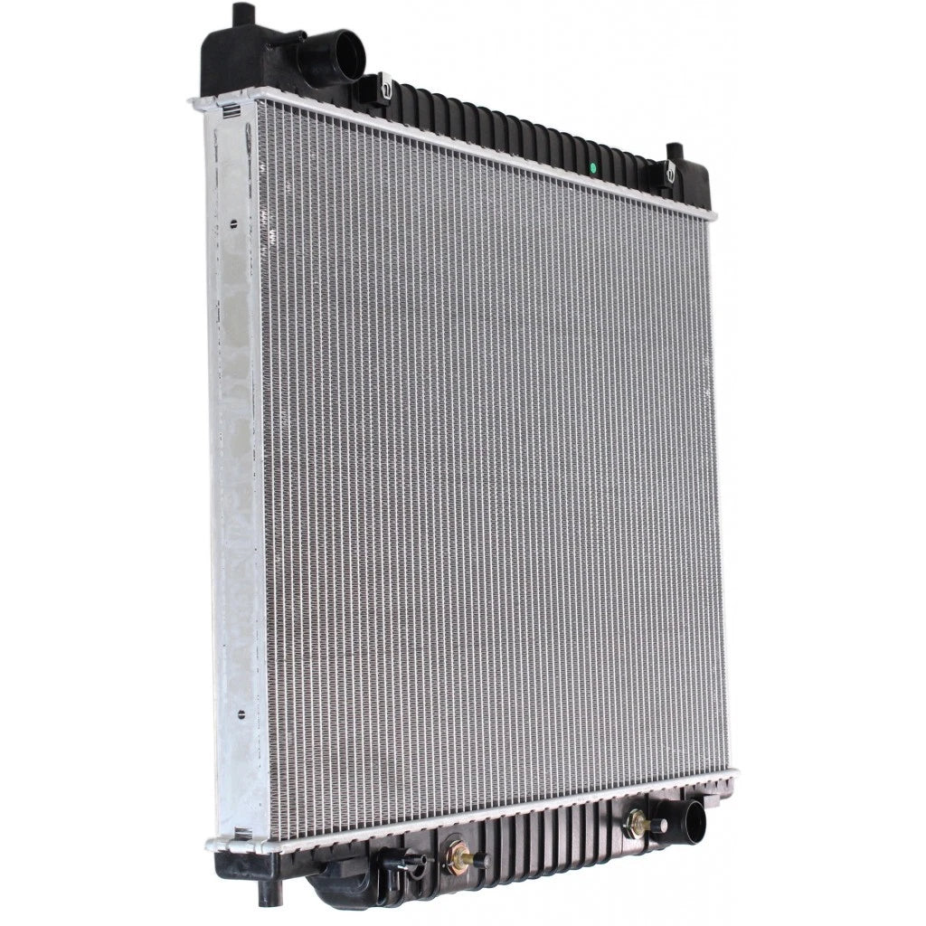 Radiator for Ford E-350 Club Wagon (2003–2005) | CLX-M0-1995-CL360A11, FO3010255