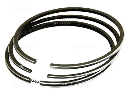 Piston Ring Set for Custodia International 454 574 674 684 685 695 Tractors