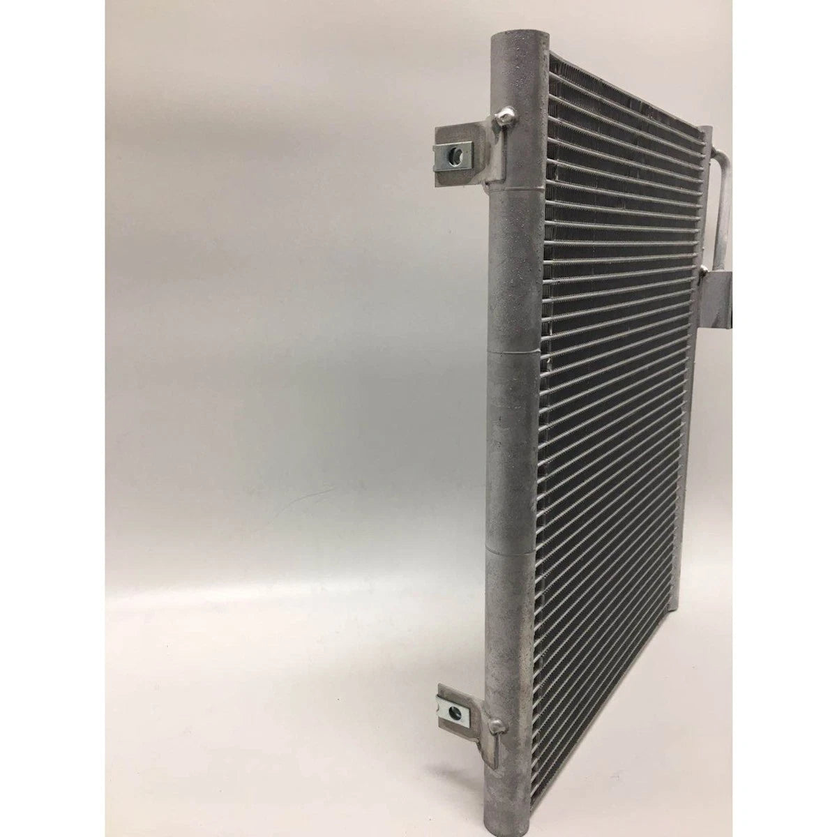 A/C Condenser for Dodge Ram 2500 1500 3500 (2002–2008) 10888 5072993AC