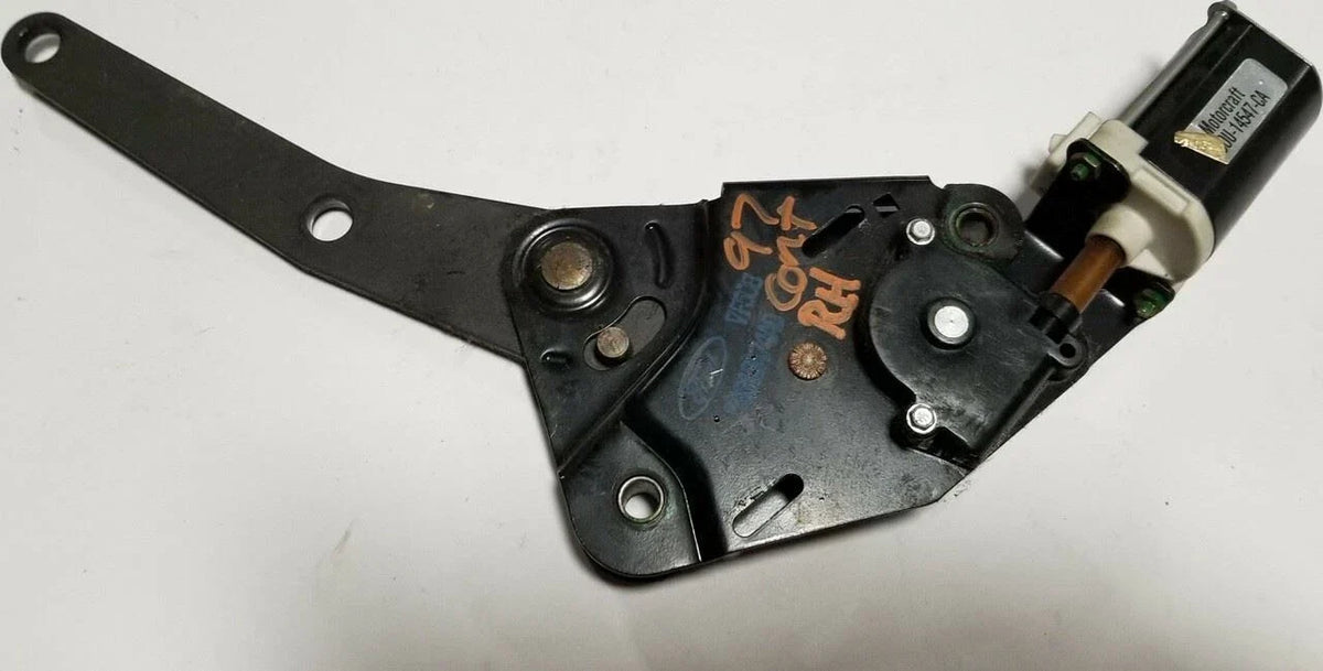 Seat Hinge RH Passenger for Lincoln Continental (1995–2002)