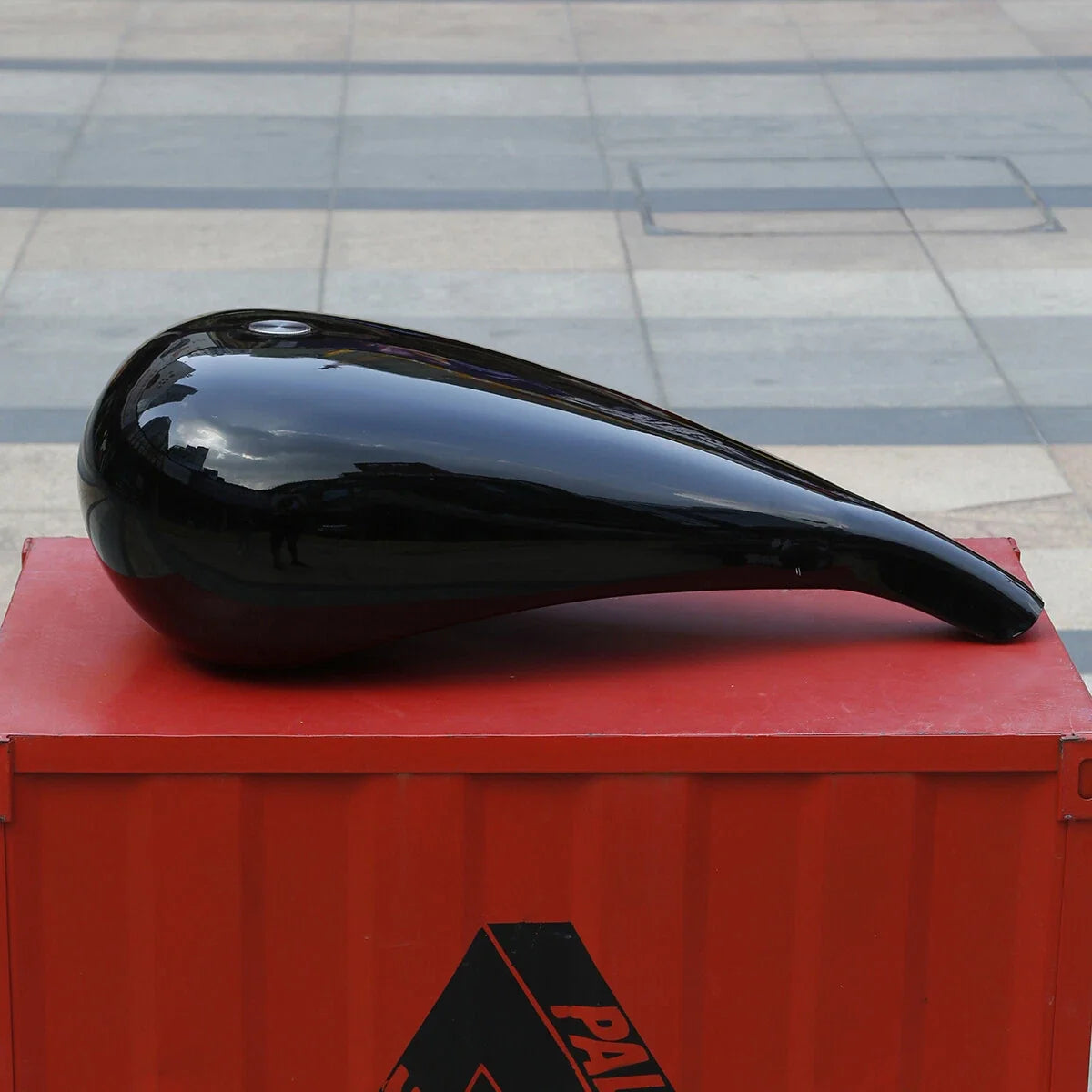 5" Extended Fuel Gas Tank 4.7 Gallon for Harley Touring Road Glide
