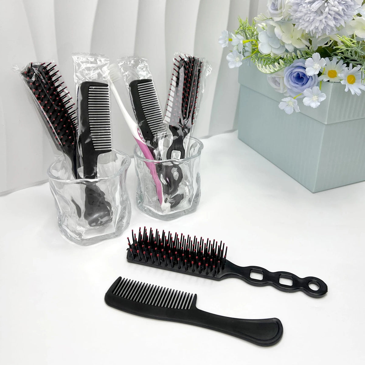 100 Pcs Hair Brush and Comb Set for Homeless
