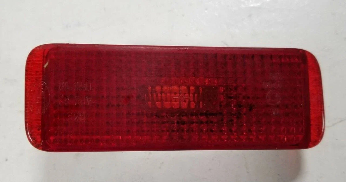 Rear Left Driver Marker Light DBC10897 for Jaguar XJ6 XJR XJ12 (1995–1997)