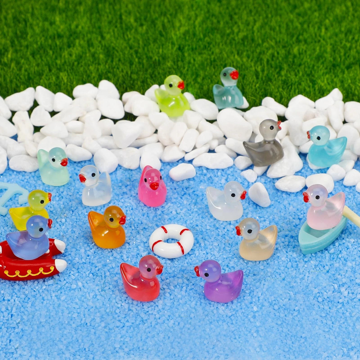 250 Pcs Mini Resin Ducks for Glow in The Dark Decor (0.59 inches)