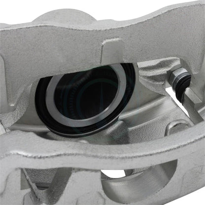 Front Brake Calipers and Ceramic Pads for Toyota Sienna Avalon