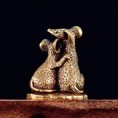 Brass Love Mouse Rat Figurine for Home Decoration