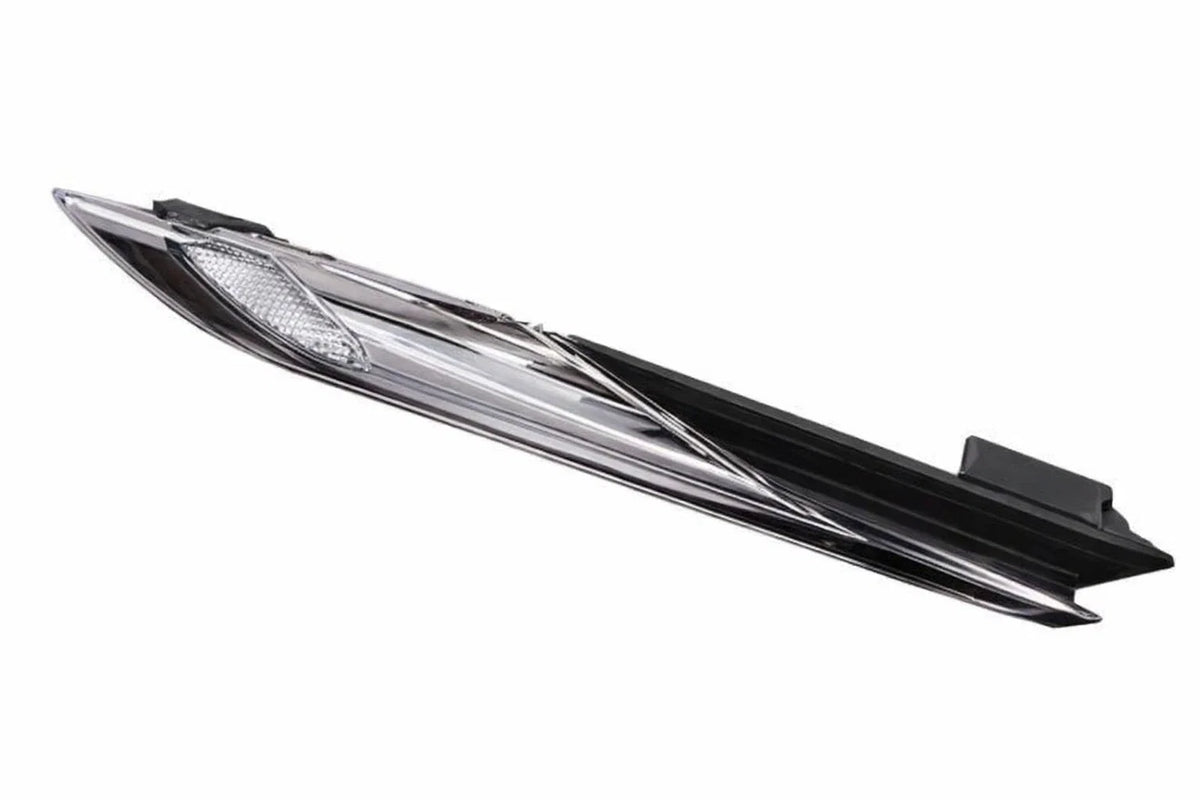 Front Left Side Marker Light for BMW 640i, 650i (2012–2017) 63137221859