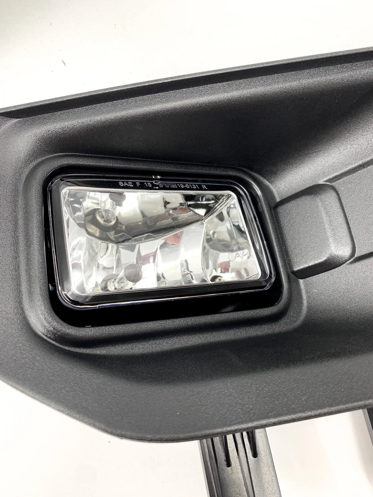 Right Side Halogen Fog Light Lamp Assembly for Ford F-150 (2015–2017)