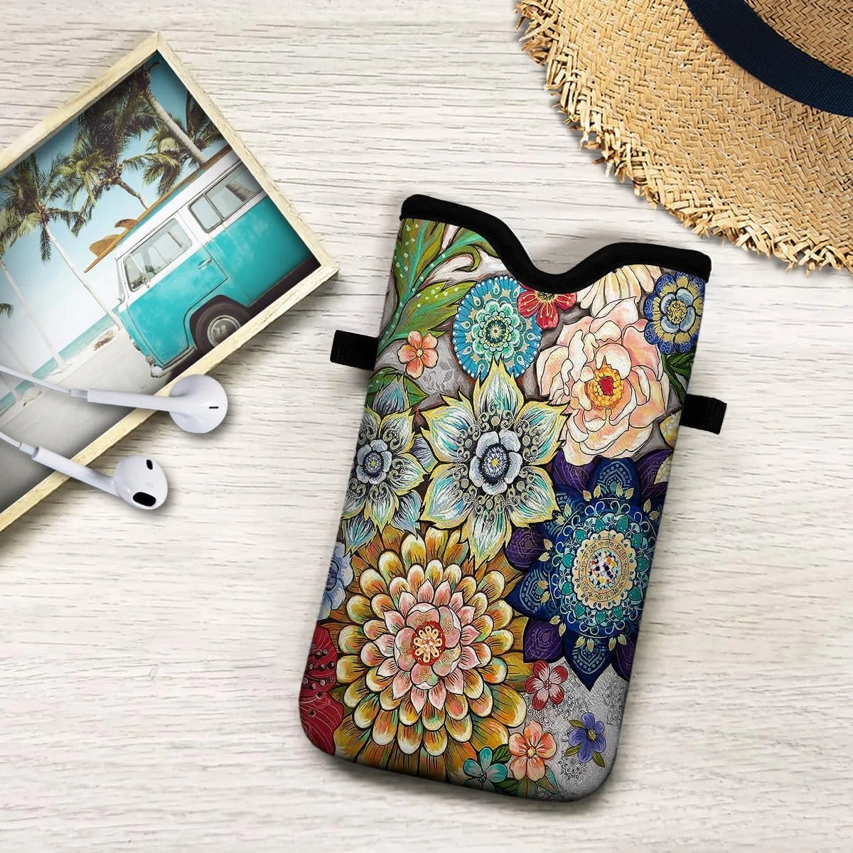 Universal Neoprene Cell Cover for Cars (One Size) - Mandala Flower Pattern